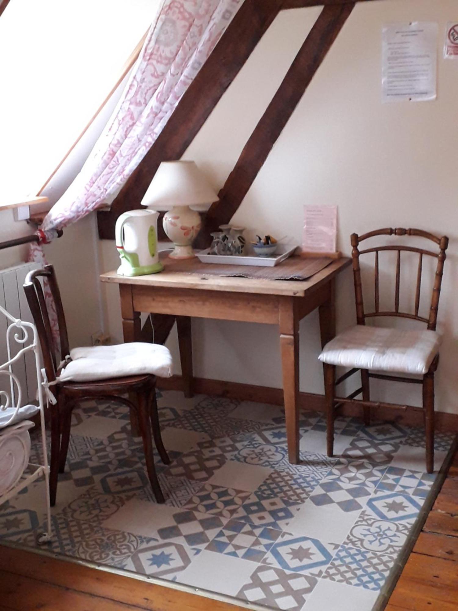 Les Trois Pommiers Bed & Breakfast Sommery ภายนอก รูปภาพ